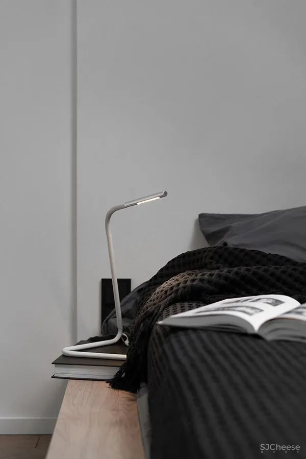 小户型阁楼，这样设计有格调还显大！