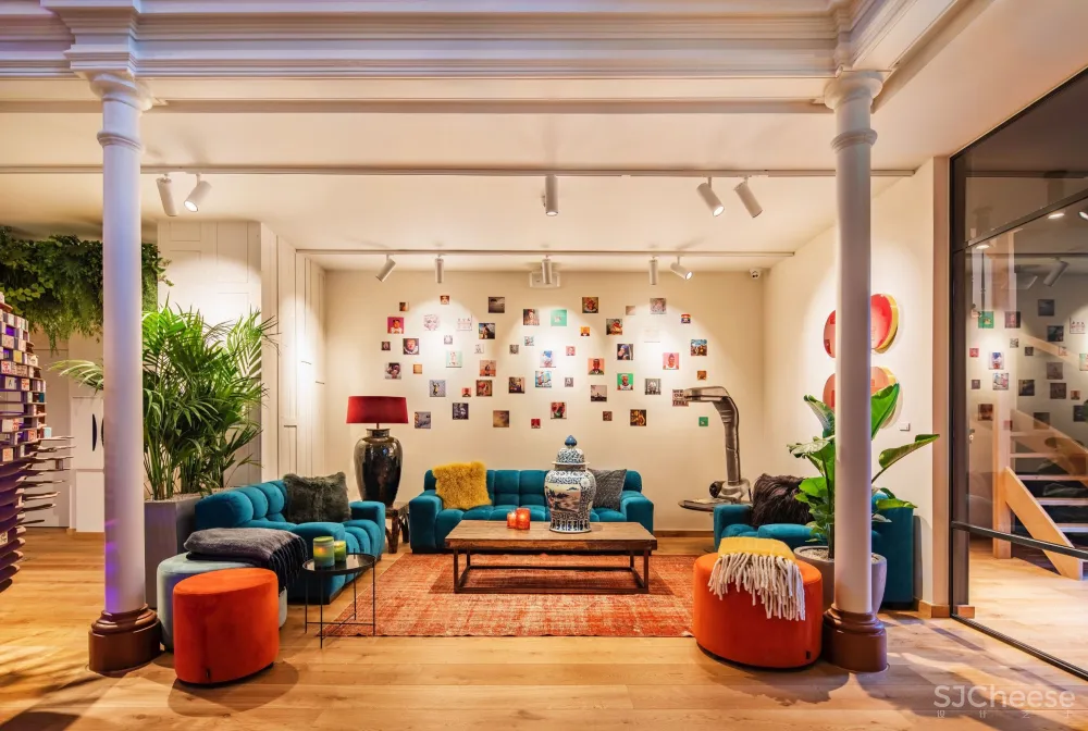 胶囊睡仓、空中客房...这家网红酒店彻底打破了旅馆的传统