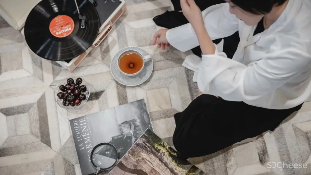 住宅丨现代 —— 都市繁杂后归于内心的对话