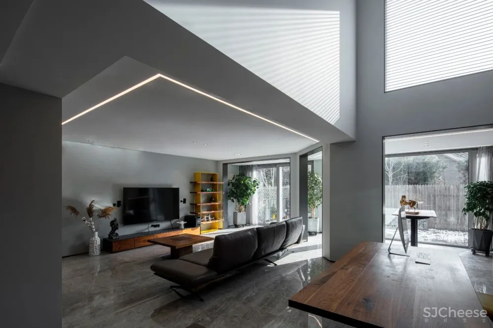 李晶一新作 适逸书香