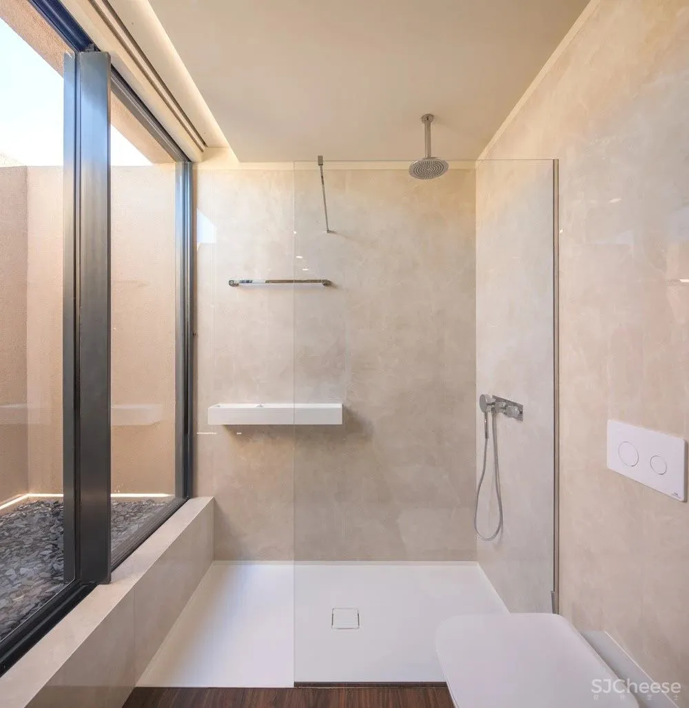 Tie House by Jos Tan Architects