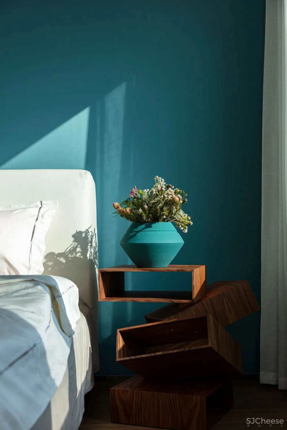 李晶一新作 适逸书香