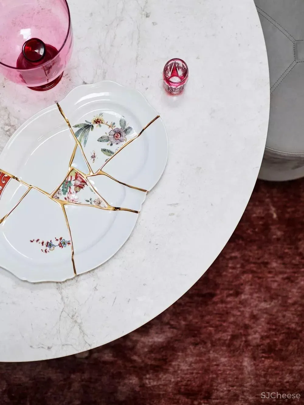 复古 轻奢,与浪漫主义撞个满怀。