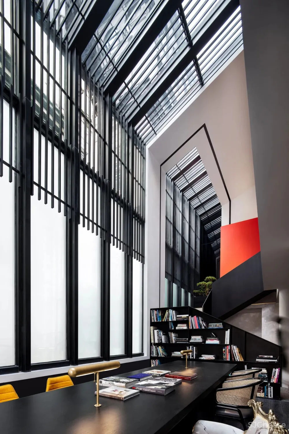 【2019年鉴榜办公作品】FW.GID 办公室 曾建龙