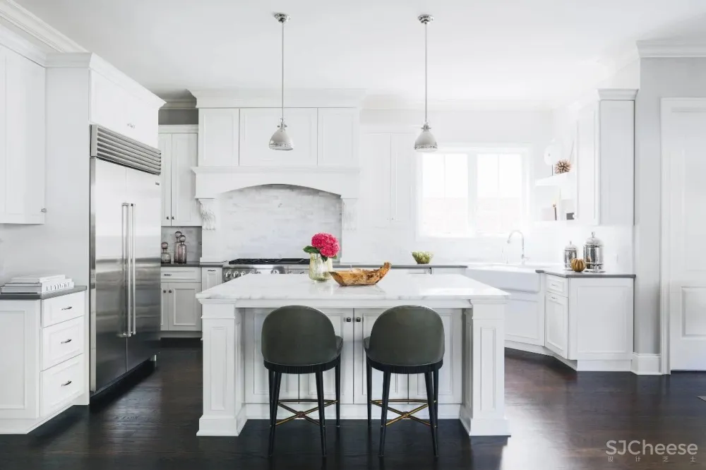 Donna Mondi 色彩视觉 与众不同