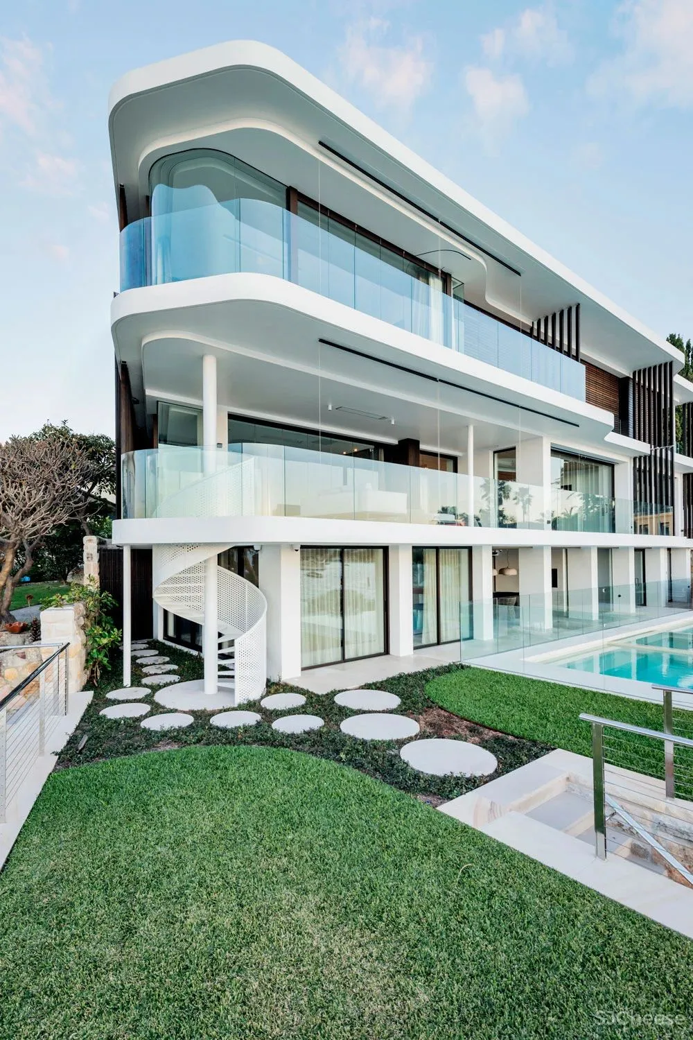 简约的大宅设计,恰当好处的细部表现