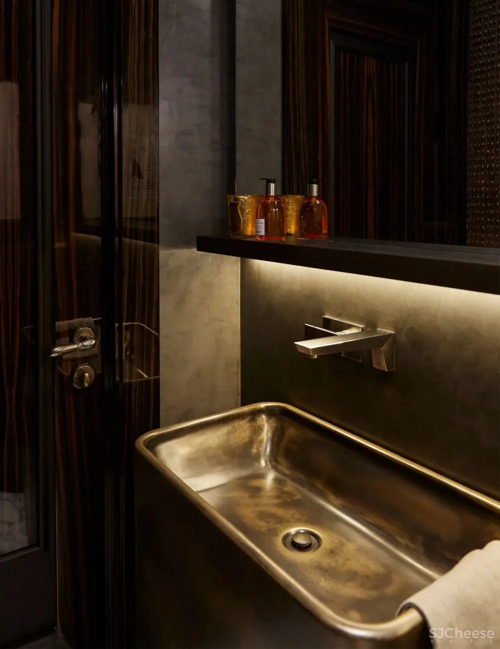 Fiona Barratt 低调轻奢 现代风向