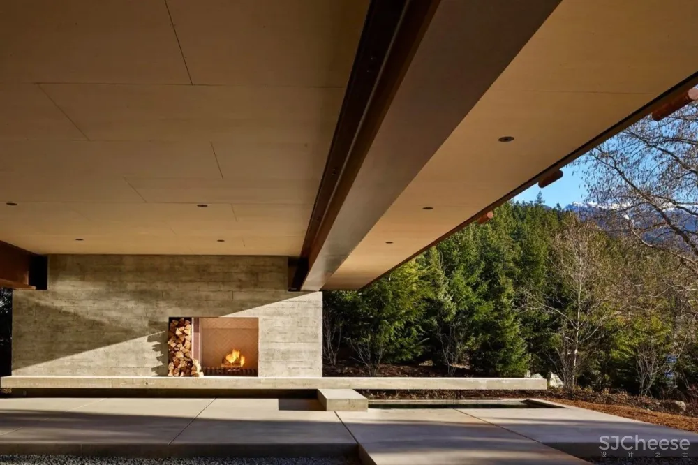 超酷工业风豪宅,不一样的机械美学