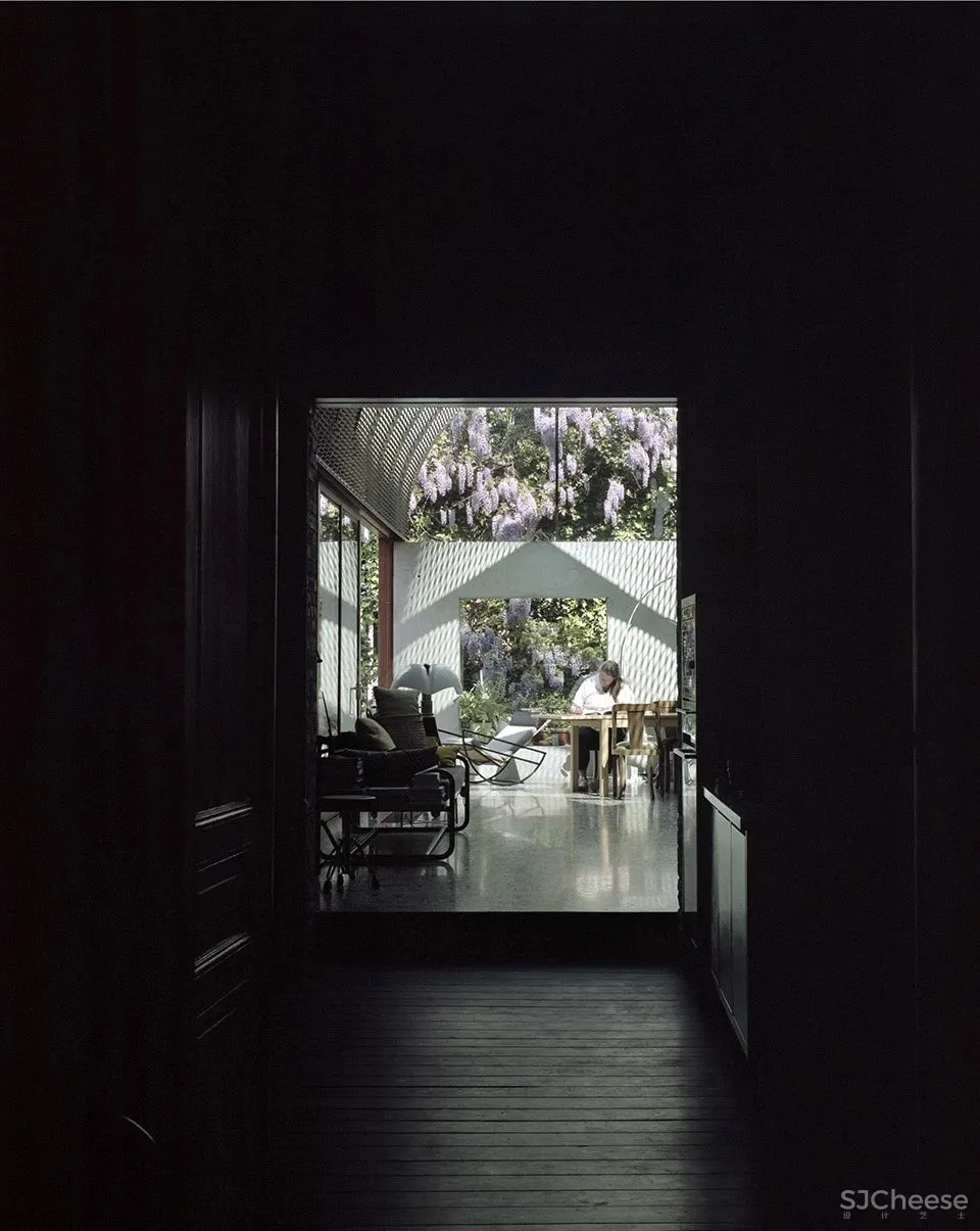 繁华城市中的宁静花园,比利时 51N4E