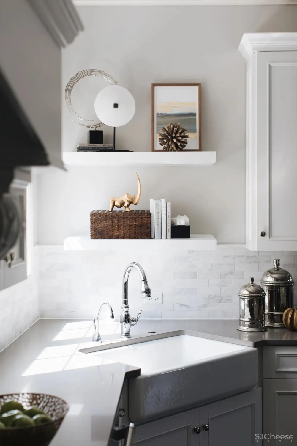 Donna Mondi 色彩视觉 与众不同