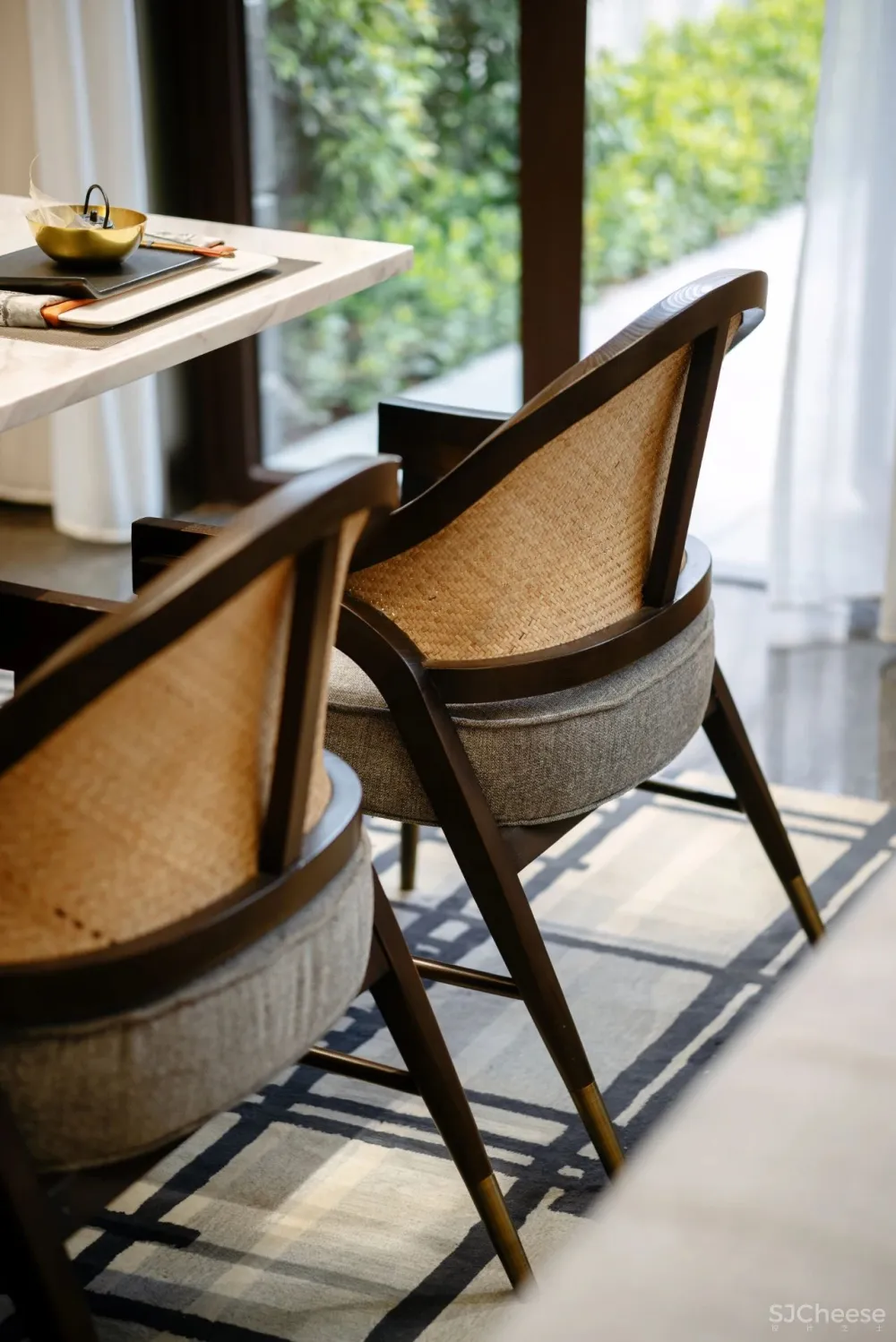 聚舍联合:现代精致别墅,平衡生活之美