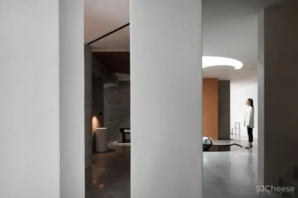 新作丨局限的空间,如何利用光打造不凡气质!