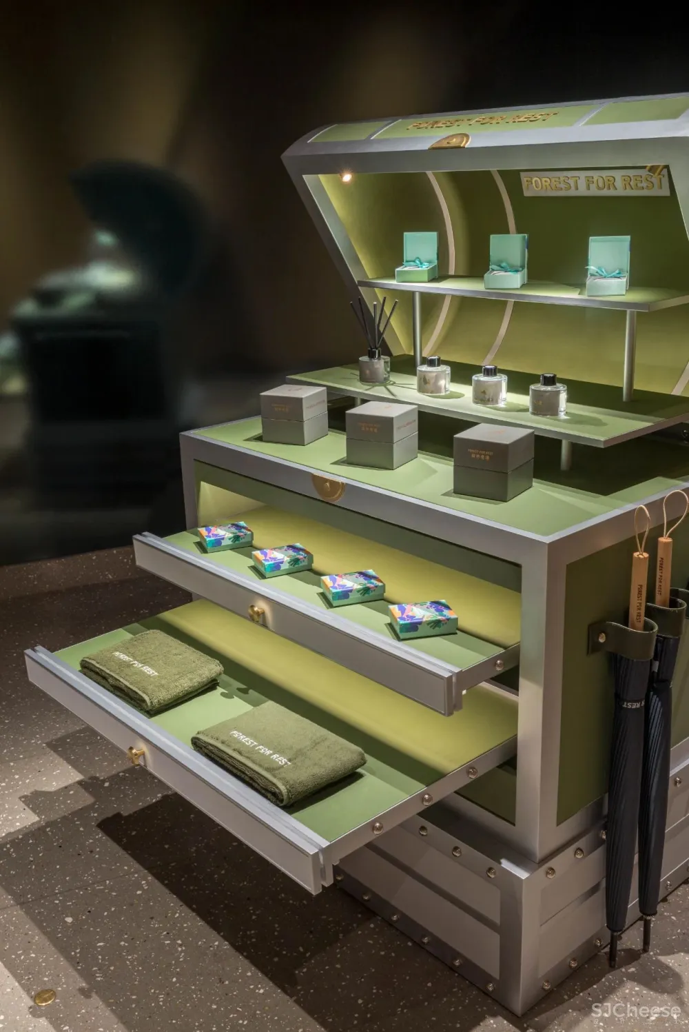 立品设计 郑铮：沙漠、森林、奇境！ 颠覆你对足浴、SPA的认知