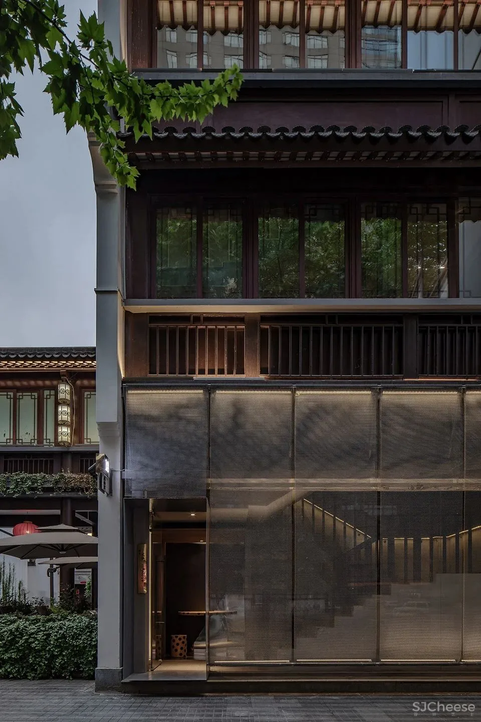 新作 南京“味至小山南餐厅”：一半人间，一半心源 南京悦设空间设计