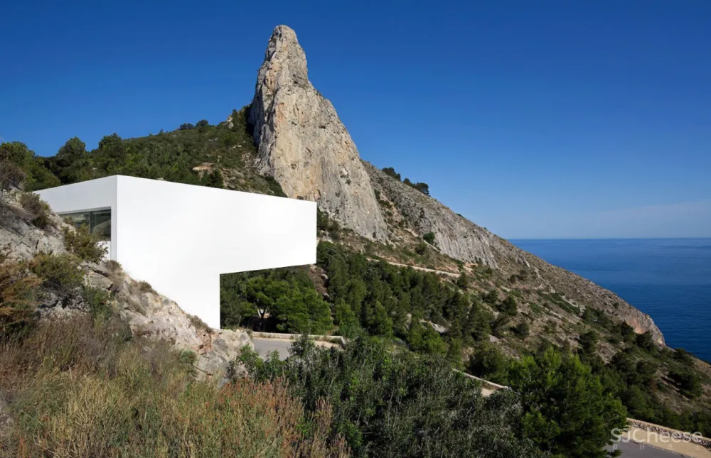 Fran Silvestre :遇见光,才知道白色极简有多美!