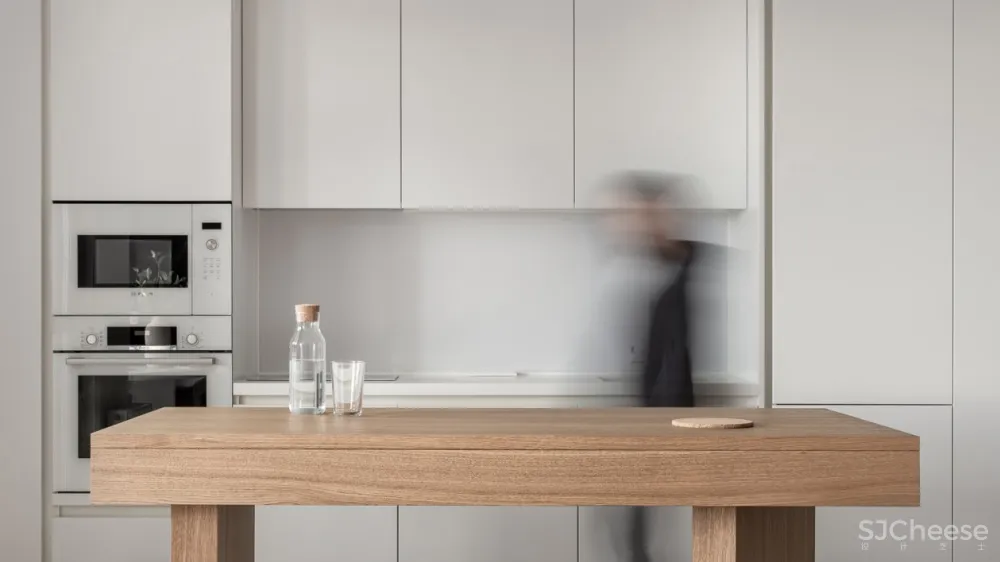 极简,硬朗与温馨的平衡 anstantsin Remez