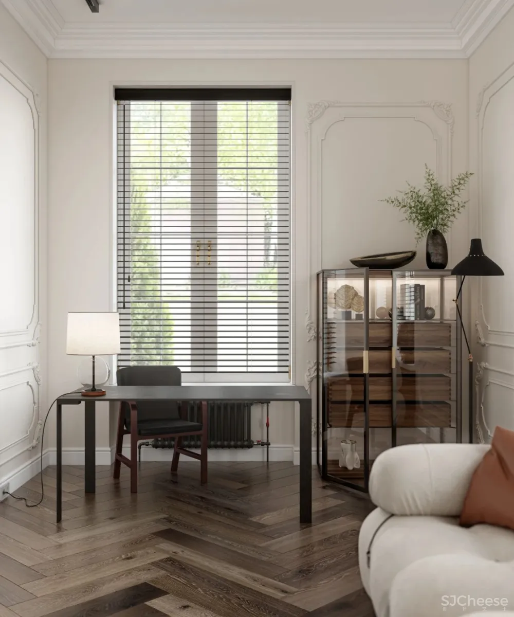 三室两厅的家,墙面用石膏线装饰,复古又时尚