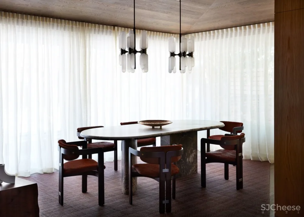 Marmol Radziner | A Family Friendly Home , 典型明亮的家庭住宅