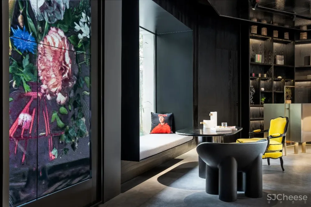 【2019年鉴榜办公作品】FW.GID 办公室 曾建龙