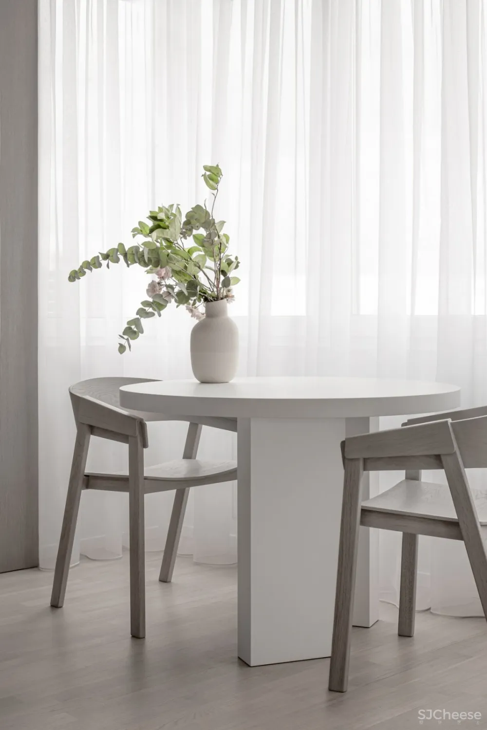 极简,硬朗与温馨的平衡 anstantsin Remez