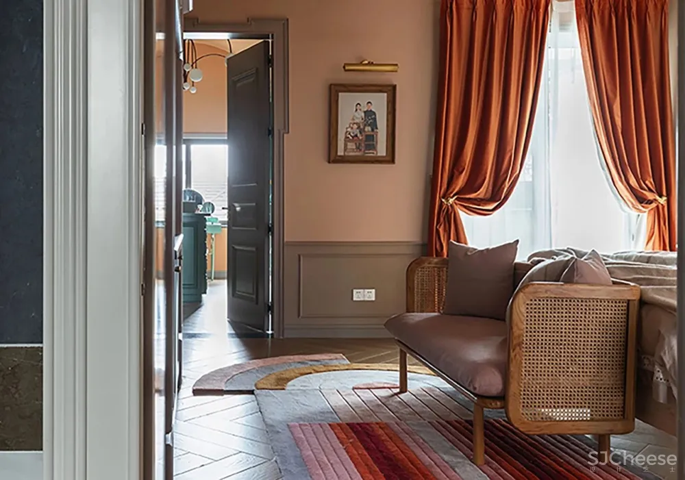 300m²红配绿的大胆设计,极尽“花俏”本事!网友直呼:美到不真实!