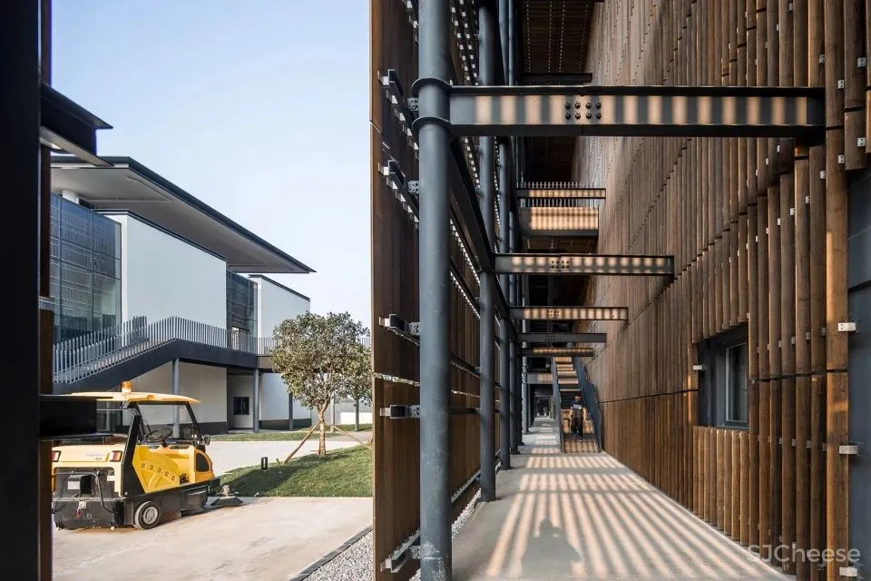 新作 桂林十如纺织工业园:工业4.0与传统中式山水 吕元祥建筑师事务所