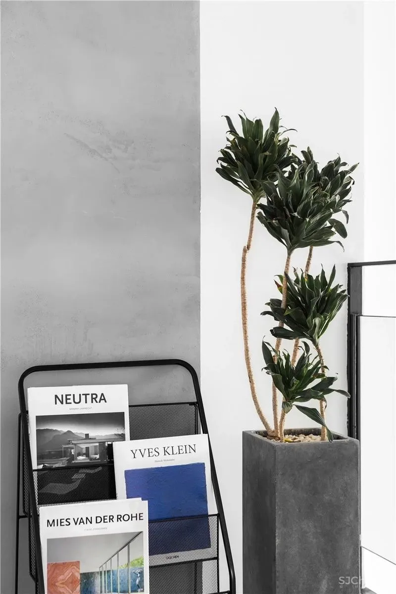 【缪茹空间设计】黑白是工作之余肉眼可及的闲适 R’s Yard!