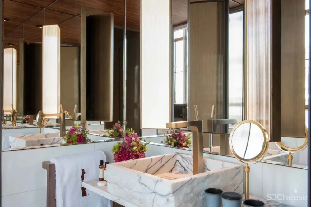 鬼才设计师Philippe Starck时尚营造-法国Brach 酒店!