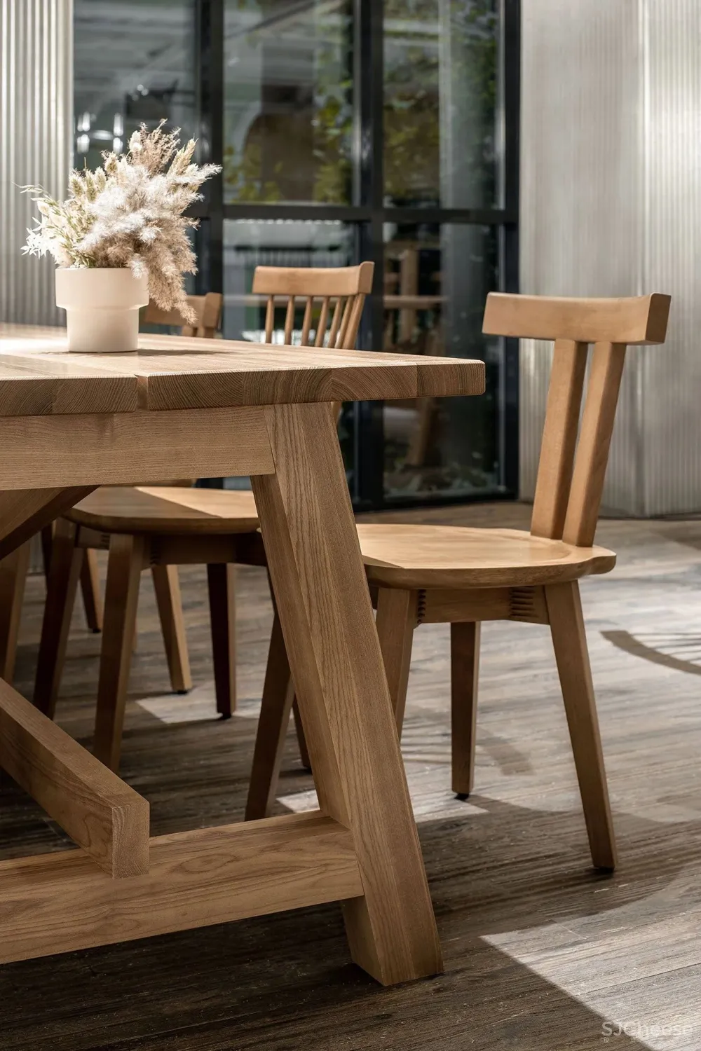 一个18世纪的军火库改造成基辅一个繁华的食品市场