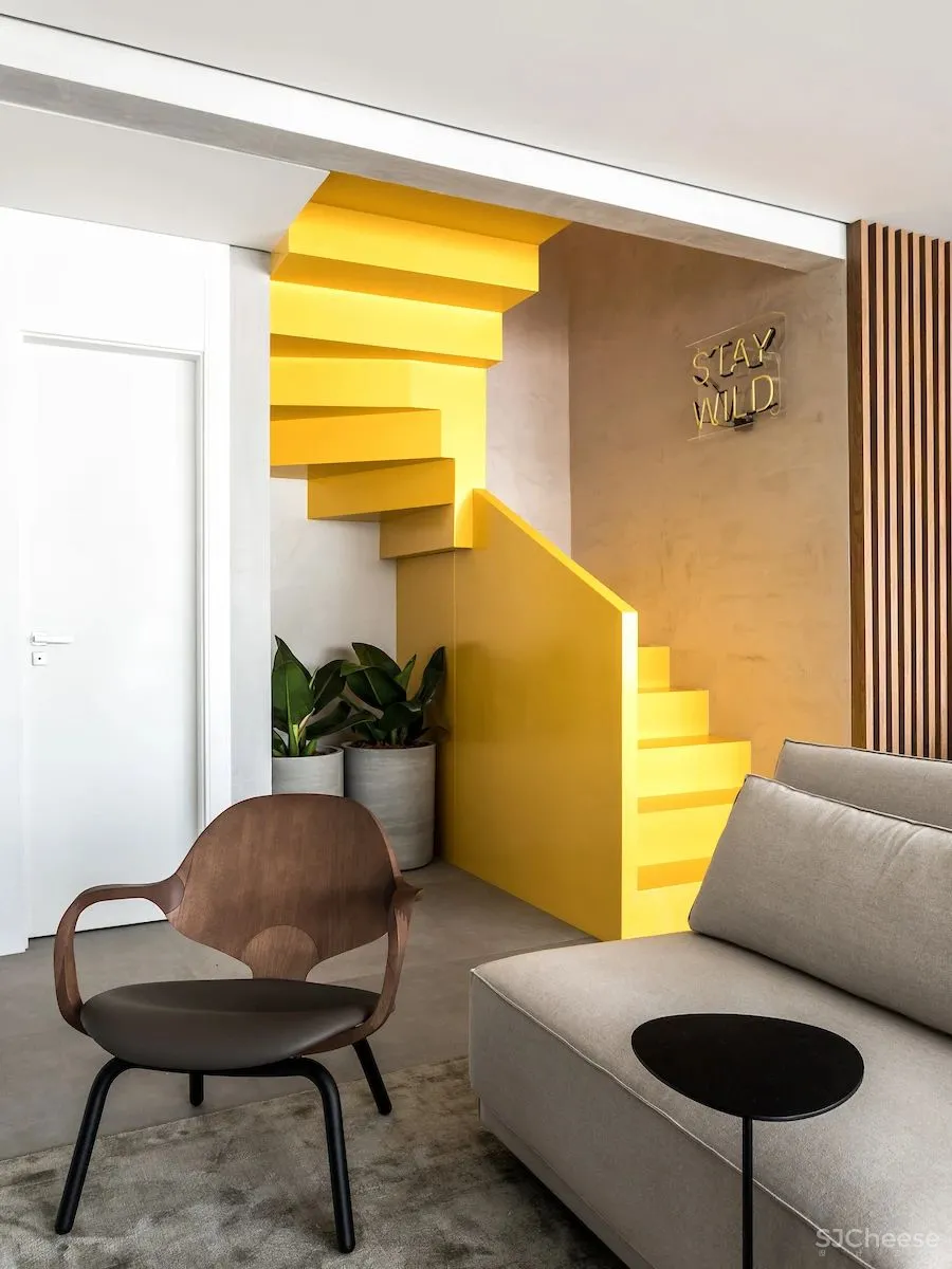 330m²顶奢复式的简约气质,低调而奢华