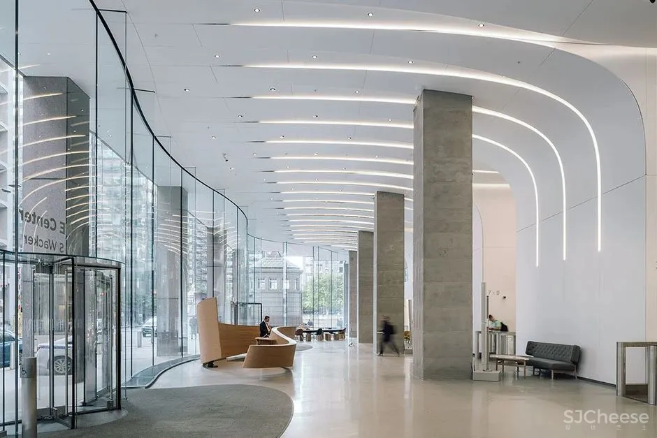 弧形玻璃幕墙+从墙到顶的天花,这个大堂改造太惊艳!