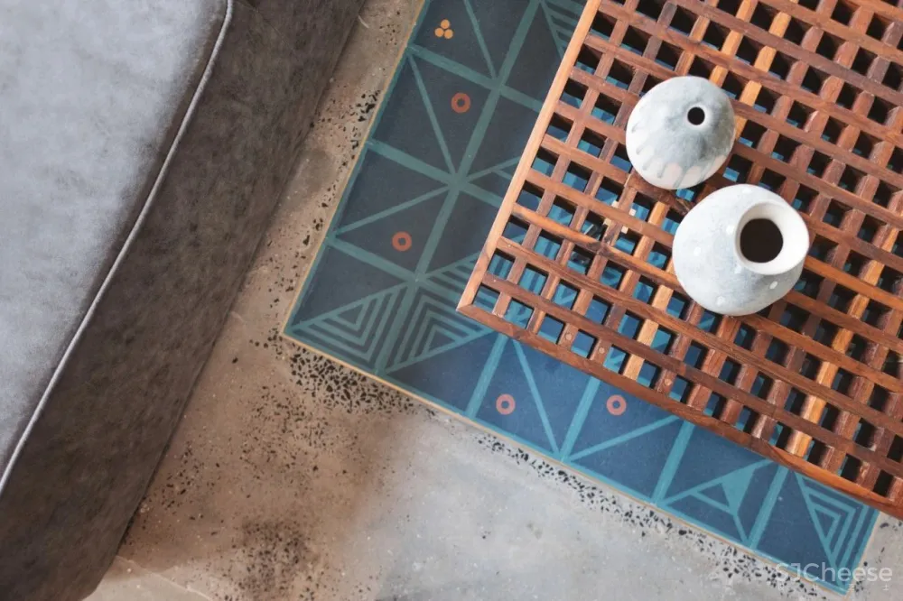 67㎡ 一室户,用水泥与木头就能缔造出时尚住宅