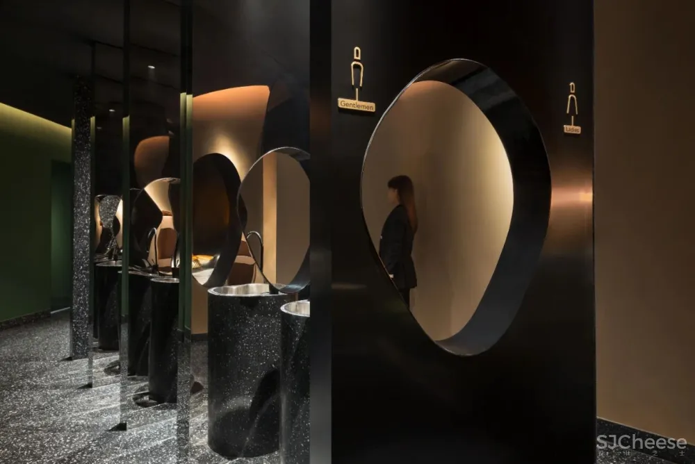 立品设计 郑铮：沙漠、森林、奇境！ 颠覆你对足浴、SPA的认知