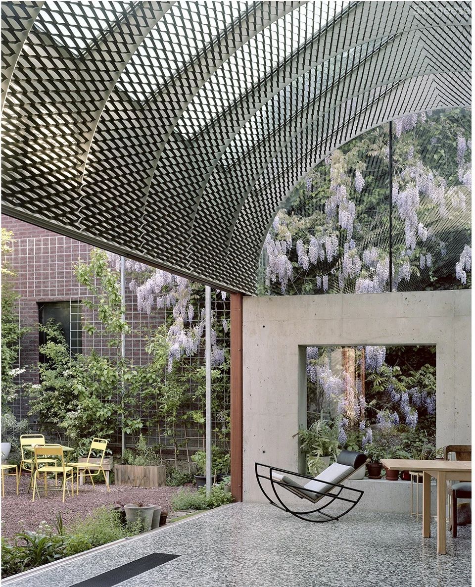 繁华城市中的宁静花园,比利时 51N4E