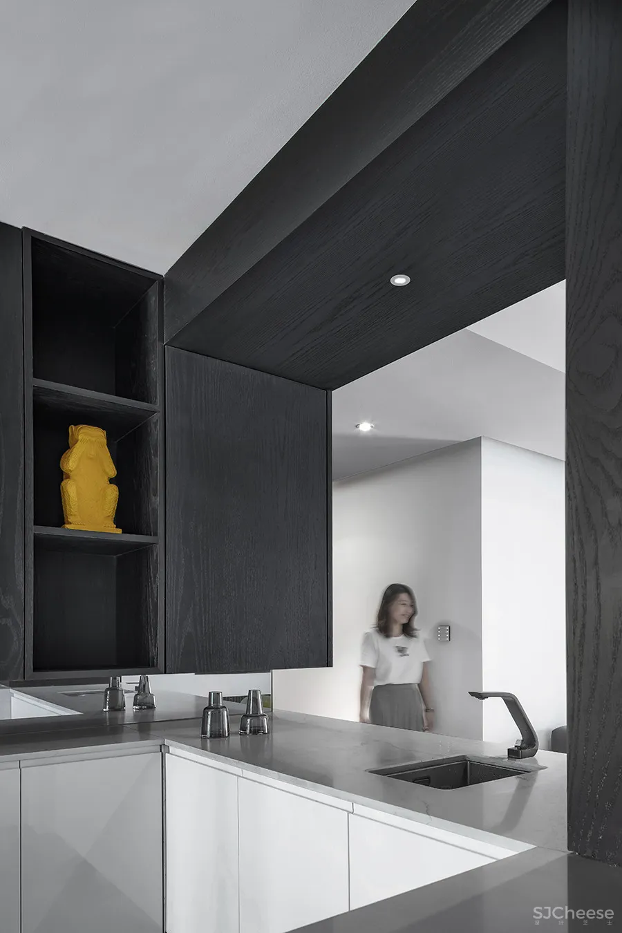 极简黑白灰,这样设计太有格调了!