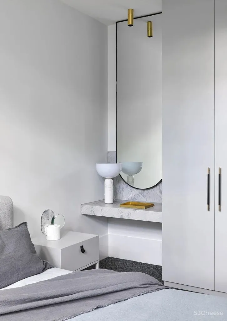 Christopher Elliott 新作 低调内敛的现代优雅