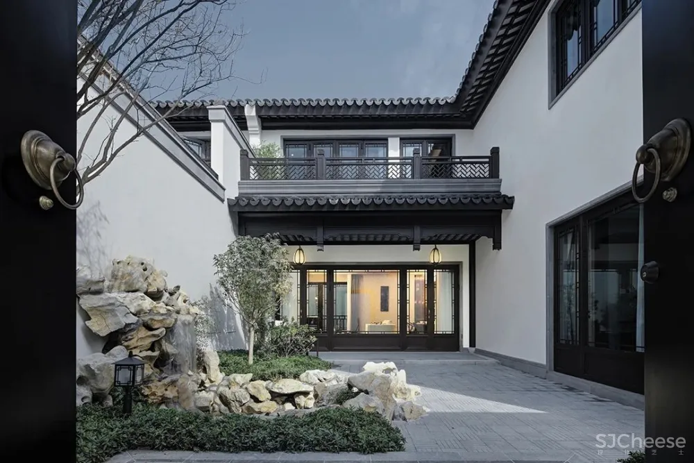 248m² 气质别墅，探寻东方写意