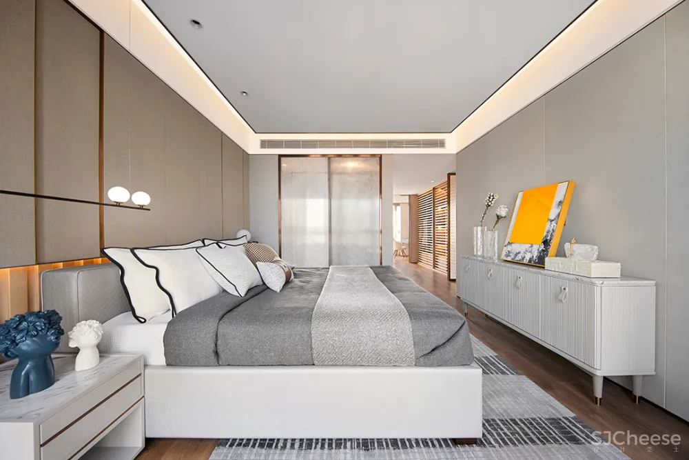 248m² 顶层复式，演绎温润质朴的生活美学