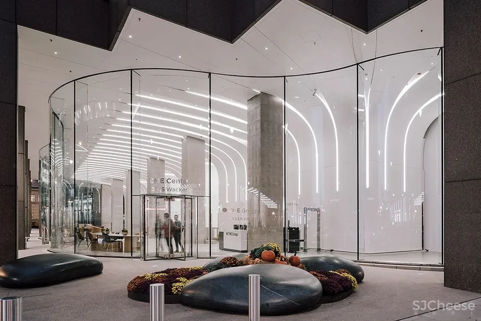 弧形玻璃幕墙+从墙到顶的天花,这个大堂改造太惊艳!