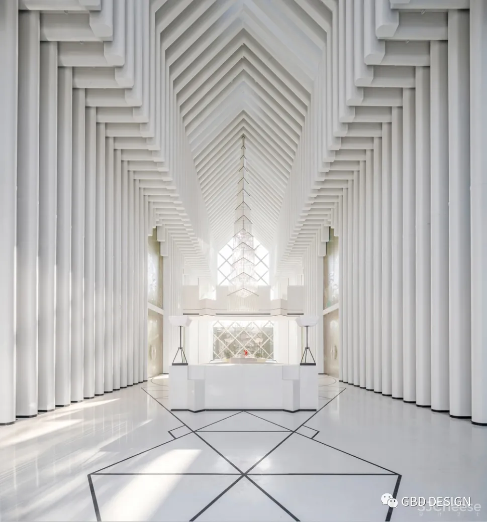 神圣的空旷—沈阳中海和平之门售楼部 广州杜文彪装饰设计