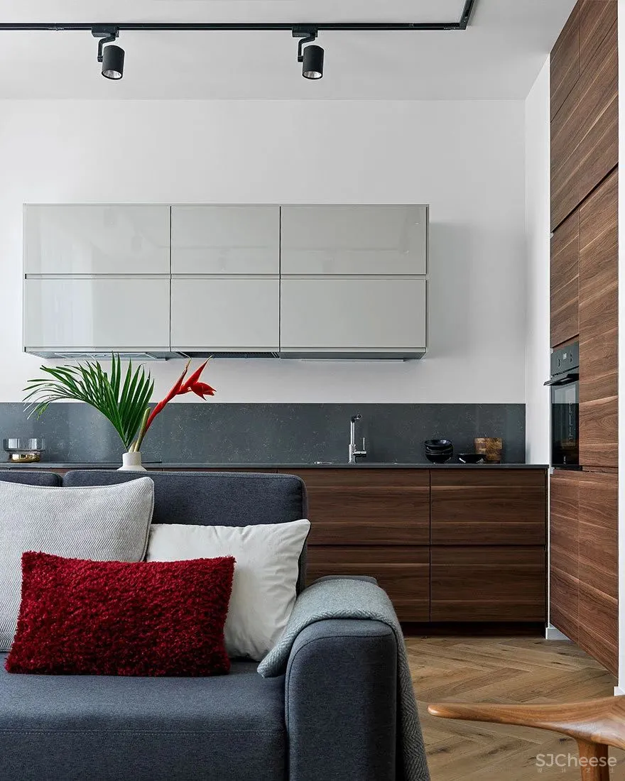 高级灰 红色，当代东方优雅美学的完美演绎