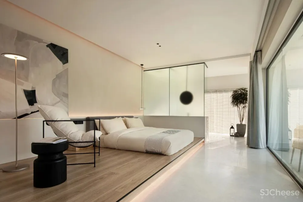 杉树林里的极美民宿