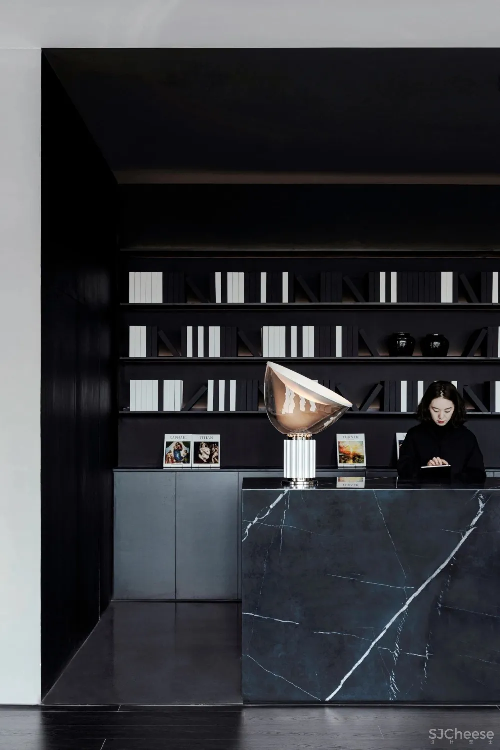 目心设计 × NORHOR成都展厅:新的场域体验