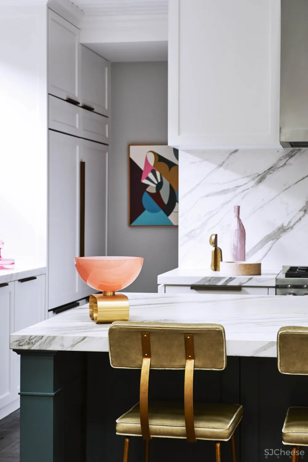 复古 轻奢,与浪漫主义撞个满怀。