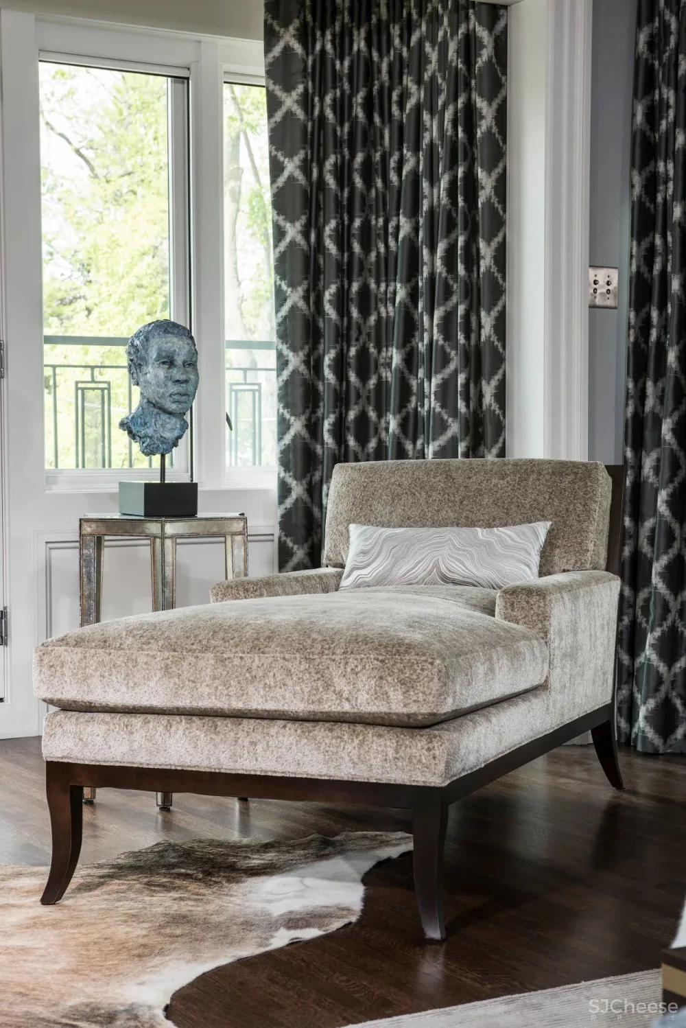 Donna Mondi 色彩视觉 与众不同