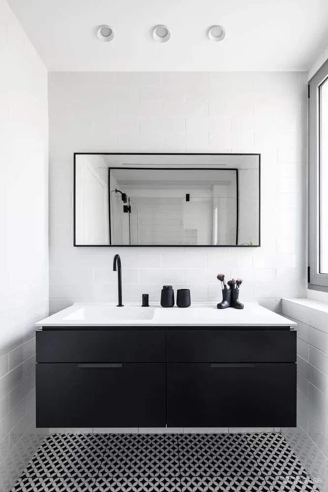 经典黑白 时尚跳色,玩出高级感