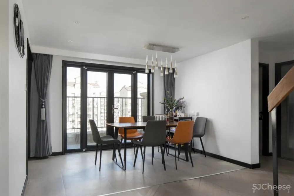 北京95后姑娘,36w把105㎡三居改五居,住三代人,坐拥影音室、游戏房、衣帽间!