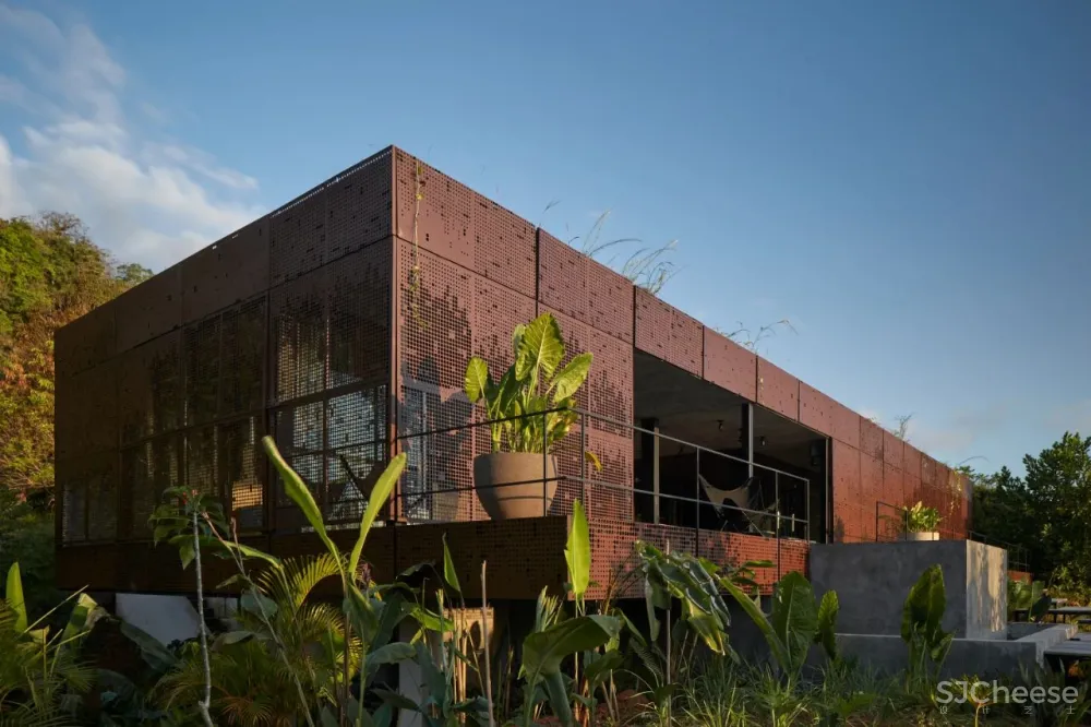 Formafatal丨哥斯达黎加超越想象的度假天堂