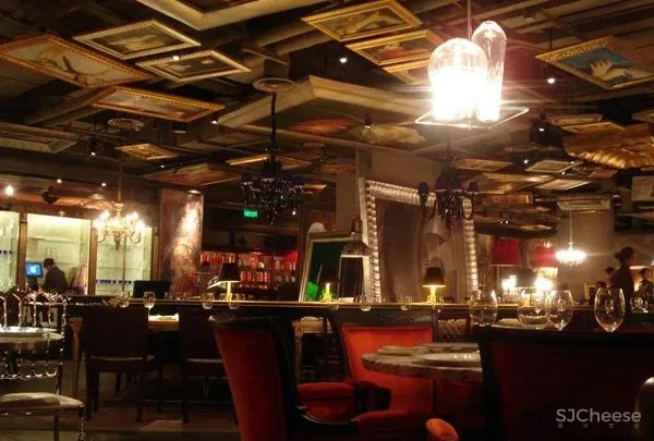 鬼才设计师Philippe Starck时尚营造-法国Brach 酒店!