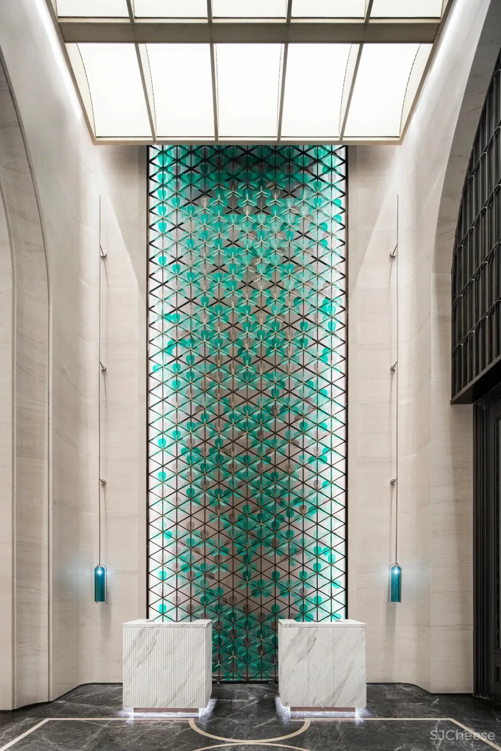 当代摩登气质的售楼中心设计,美的直入人心!